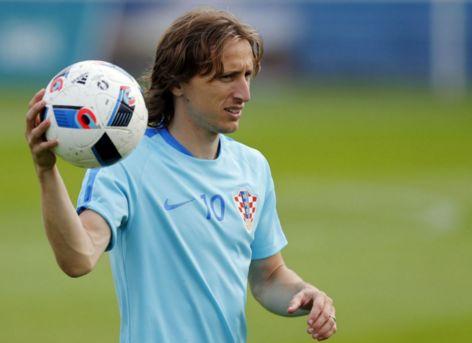 足球比赛的“模块化”